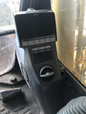 Komatsu PC200-8 รถเก่าญี่ปุ่น เครื่องดี สภาพสวย ไฟฟ้าเต็ม สนใจติดต่อ0813553478 คุณโย Komatsu PC200-8 รถเก่าญี่ปุ่น เครื่องดี สภาพสวย ไฟฟ้าเต็ม สนใจติดต่อ0813553478 คุณโย