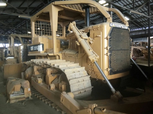 แทรคเตอร์ CAT.D7G เป็นรถนำเข้าจากอเมริกาเอกสารอินวอยราคา 2,300,000