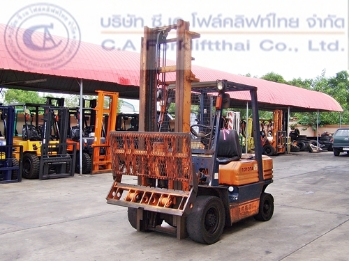 ขาย รถโฟล์คลิฟท์ TOYOTA รุ่น 5-FD25