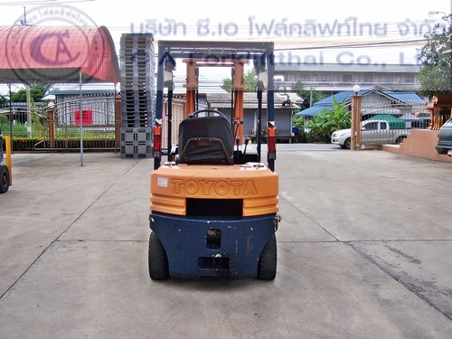 ขาย รถโฟล์คลิฟท์ TOYOTA รุ่น 5-FGL15