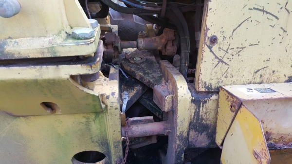 ขาย รถเกรด CHAMPION 720A Series 6 มีเล่มทะเบียน เครื่องดี เกียร์ดี ต้องเช็คระบบไฮดรอริคใหม่ ราคาต่อรองได้