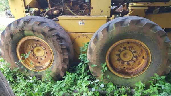 ขาย รถเกรด CHAMPION 720A Series 6 มีเล่มทะเบียน เครื่องดี เกียร์ดี ต้องเช็คระบบไฮดรอริคใหม่ ราคาต่อรองได้