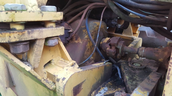 ขาย รถเกรด CHAMPION 720A Series 6 มีเล่มทะเบียน เครื่องดี เกียร์ดี ต้องเช็คระบบไฮดรอริคใหม่ ราคาต่อรองได้