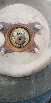 เกียรฟูโซ่6เกียรเดินน่าเกียรสวยพร้อมใช้ไม่เคย แกาะพร้อมเกียรฝากราคา26,000สนใจ0876029295