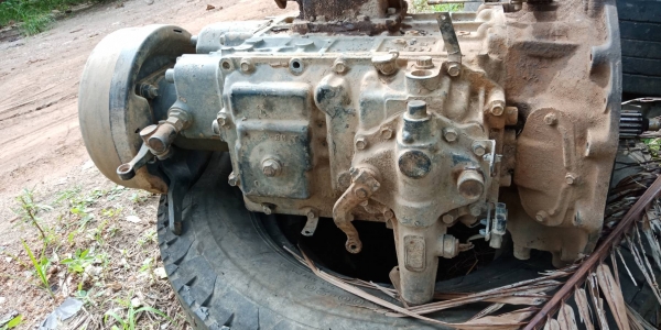 เกียรฟูโซ่6เกียรเดินน่าเกียรสวยพร้อมใช้ไม่เคย แกาะพร้อมเกียรฝากราคา26,000สนใจ0876029295