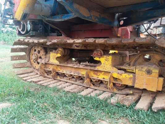 ขายรถเกี่ยวต้นหว้า ช่วงล่าง10 เครื่อง195โบว์ 6HE1 ตามสภาพ อุ้ม2.2ตัน