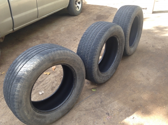 ขายยาง3เส้นตามสภาพสวยๆราคาถูกมากๆ