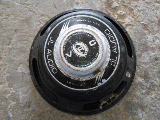 ลำโพง 10นิ้ว JL W.0 -4 เปลี่ยนขอบมาใหม่ วอยย์เดิม