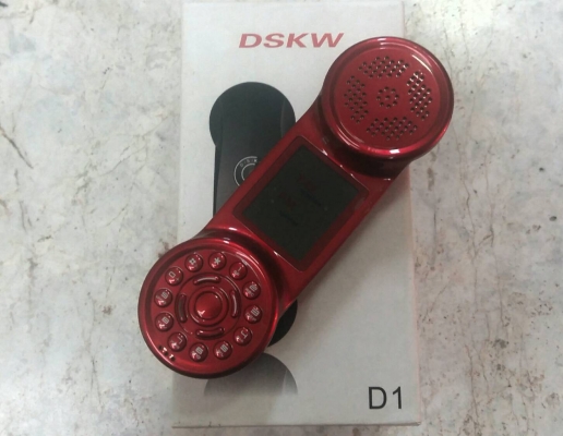 DSKW D1 มือถือรูปทรง เท่ เท่ เหมือนโทรศัพท์บ้าน
