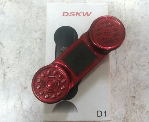 DSKW D1 มือถือรูปทรง เท่ เท่ เหมือนโทรศัพท์บ้าน