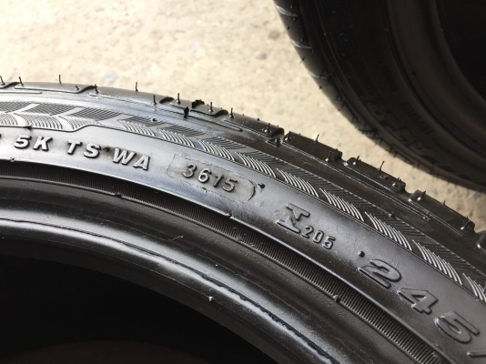 ยาง Achilles 245-40-18 ปี 15 ครบชุด 4 เส้น 5000 สวยๆไม่มีปะไม่บวมไม่กินข้างดอกยางเหลือเยอะเอาไปวิ่งก ยาง Achilles 245-40-18 ปี 15 ครบชุด 4 เส้น 5000 สวยๆไม่มีปะไม่บวมไม่กินข้างดอกยางเหลือเยอะเอาไปวิ่งก