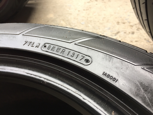 ยาง DUNLOP 215-55-17 ปี 17 2 เส้น 1800 สภาพสวยๆไม่บวมไม่กินข้างดอกยางเหลือเยอะเอาไปวิ่งกันใด้อีกยาวค ยาง DUNLOP 215-55-17 ปี 17 2 เส้น 1800 สภาพสวยๆไม่บวมไม่กินข้างดอกยางเหลือเยอะเอาไปวิ่งกันใด้อีกยาวค