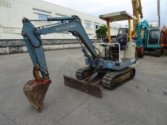 รถขุด Mitsubishi ME20