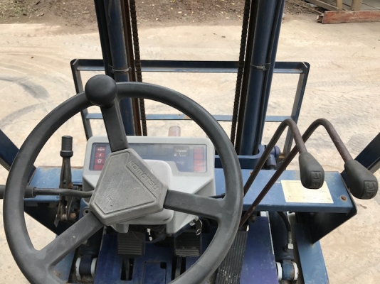 ขายFORKLIFT KOMATSU FD15-15(ดีเซล)(1.5ตัน) สวยเดิมจากญี่ปุ่น ยังไม่เคยใช้ในไทย 139,000เท่านั้น!!