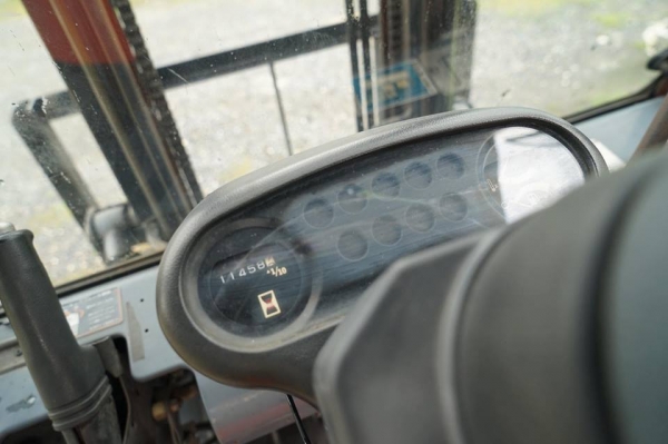 TOYOTA 6FG15 งาสไลด์ TOYOTA 6FG15 งาสไลด์