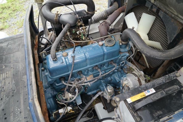 komatsu รุ่น FG25-11 4ล้อหน้า komatsu รุ่น FG25-11 4ล้อหน้า