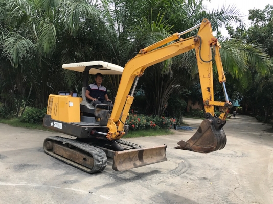 ขายแบคโฮ SUMITOMO S100 เทียบ(pc35) บุ้งกี๋ ปั้มนิ้ว แทรคยาง ครบๆ สวยเดิมจากญี่ปุ่น ทำงานสมบูรณ์ทุกระบบ รับรองไม่ผิดหวัง 265,000 เท่านั้น!!