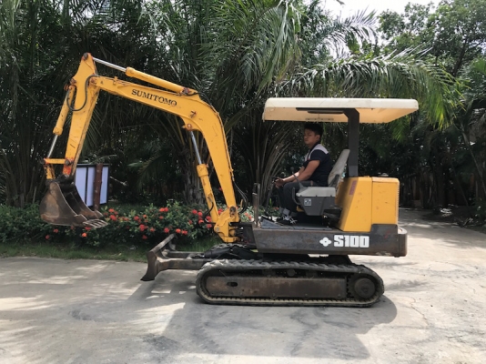 ขายแบคโฮ SUMITOMO S100 เทียบ(pc35) บุ้งกี๋ ปั้มนิ้ว แทรคยาง ครบๆ สวยเดิมจากญี่ปุ่น ทำงานสมบูรณ์ทุกระบบ รับรองไม่ผิดหวัง 265,000 เท่านั้น!!