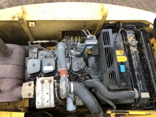 ขาย. 985,000 บาท  KOMATSU PC 130-6 K.  สภาพเก่านอก 1 ปี 8,xxx ชั่วโมง บูมอามยาวพิเศษ เครื่อง คามิน  มีลายหัวเจาะ เครื่องดี ปั้มแรง โซ่หนา เอวแน่น ไฟฟ้าครบ สภาพพร้อมใช้. เอกสารอินวอยซ์ รถอยู่ นครปฐม  โทร 0626426323 เว็ปเพจ Kaidee https://www.kaidee.com/mem