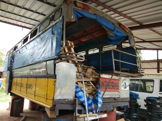 ขายกะบะรถบรรทุกโดยสาร 5 เมตร NPR คัสซี 74 ขายกะบะรถบรรทุกโดยสาร 5 เมตร NPR คัสซี 74