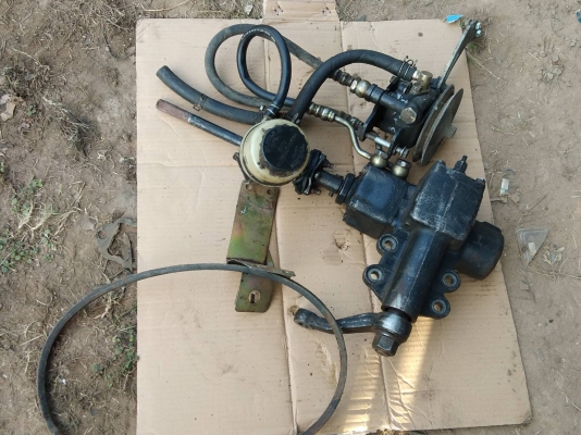 ขายชุดพวงมาลัยพาวเวอร์ นิสสัน บิ๊กเอ็ม สภาพพร้อมใช้