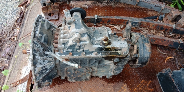 เกียรร็อกตาราง6เกียรเดินน่าสวยแน่นๆพร้อมใช้สภาพเก่านอกราคา25,000สนใจ0876029295