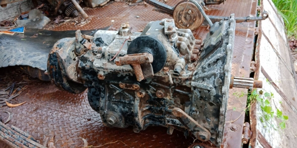 เกียรร็อกตาราง6เกียรเดินน่าสวยแน่นๆพร้อมใช้สภาพเก่านอกราคา25,000สนใจ0876029295