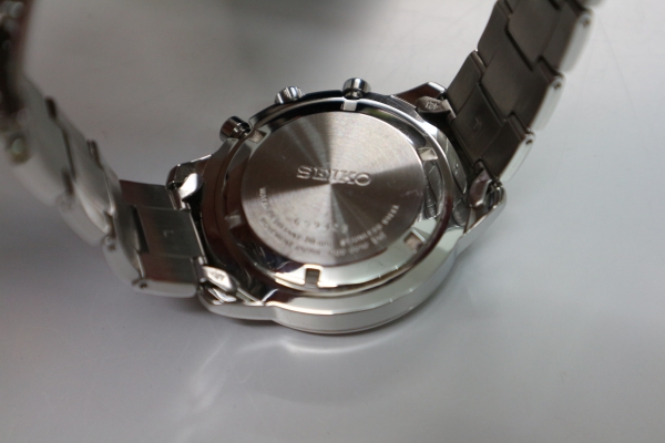นาฬิกา Seiko Chronograph ชาย สภาพใหม่มาก เดินปกติ มีกล่อง สายต่อ ส่งฟรี
