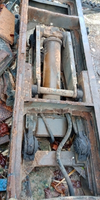 ชุดดั้ม15ตันพร้อมครัชซีเทียมพร้อมตัวปั่นพร้อมใช้ตัดรถคับราคา31,000สนใจ0876029295