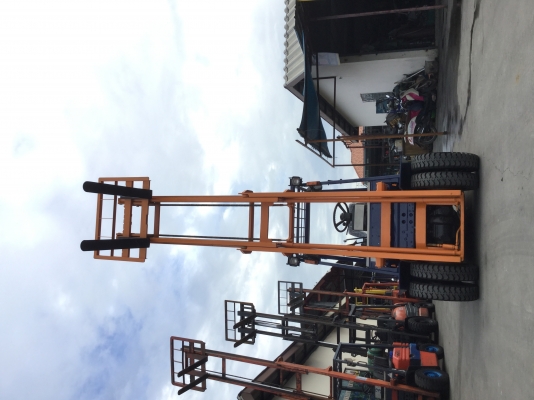 อาร์ ซี เอช โฟรคลิฟท์ ขาย โตโยต้า รุ่น 5 ดีเซล 2.5 ตัน