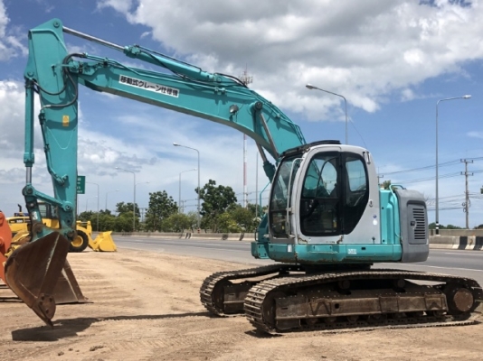 ขายรถขุด KOBELCO SK200SR มีลายหัวกระแทก รถนอกนำเข้าเองจากญี่ปุ่น สภาพสวยพร้อมใช้ มีVDOการทำงานครับ