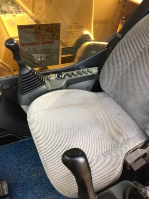 ขายรถแมคโค KOMATSU PC200-8MO ขายรถแมคโค KOMATSU PC200-8MO