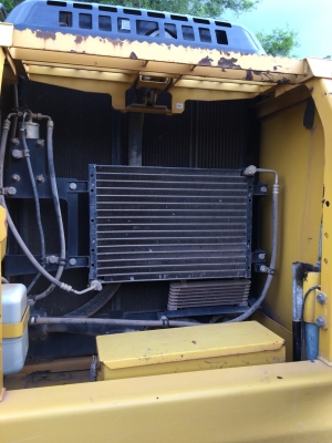 ขายรถแมคโค KOMATSU PC200-8MO ขายรถแมคโค KOMATSU PC200-8MO