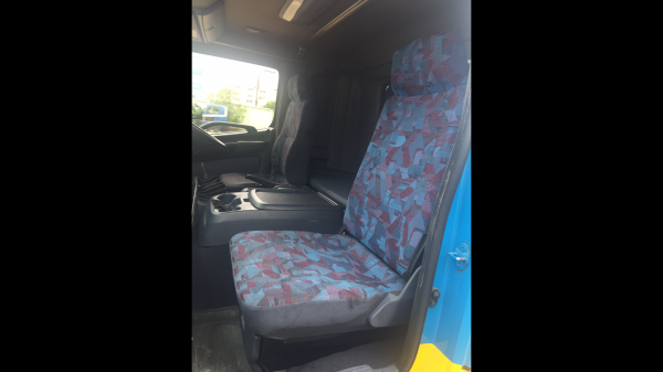 ขายหัวเก๋ง HINO MEGA นอกกันชนสแตนเลสภายในใหม่ๆ ติดเครื่อง JO8C 205 แรงม้า ขายหัวเก๋ง HINO MEGA นอกกันชนสแตนเลสภายในใหม่ๆ ติดเครื่อง JO8C 205 แรงม้า