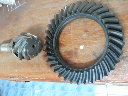 ขายเฟืองท้ายbig-m 8/35