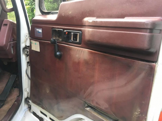 ขายหัวเก๋ง ISUZU Rocky Custom นำเข้าจากญึ่ปุ่น100\% ราคาถูกๆ สภาพสวยๆมาก สนใจติดต่อ 094-995-6265