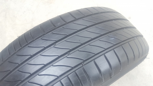 ขายยาง\%195/60/15 ปี 4315 MICHERLIN 3ST 4 เส้น ขายยาง\%195/60/15 ปี 4315 MICHERLIN 3ST 4 เส้น