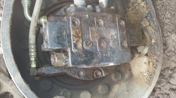 ขายอะใหล่ แม็กโค Cat 320 ( มีหลายรายการครับ )