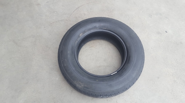 ขายยาง\% 195R15 ปี 15 BRIDGESTONE 4 เส้น ขายยาง\% 195R15 ปี 15 BRIDGESTONE 4 เส้น