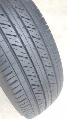 ขายยาง\% 215/65/16 ปี 17 DUNLOP 4 เส้น ขายยาง\% 215/65/16 ปี 17 DUNLOP 4 เส้น