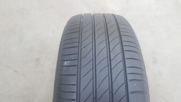 ขายยาง215/60/16 ปี 16 MICHERLIN 3ST 4 เส้น ขายยาง215/60/16 ปี 16 MICHERLIN 3ST 4 เส้น