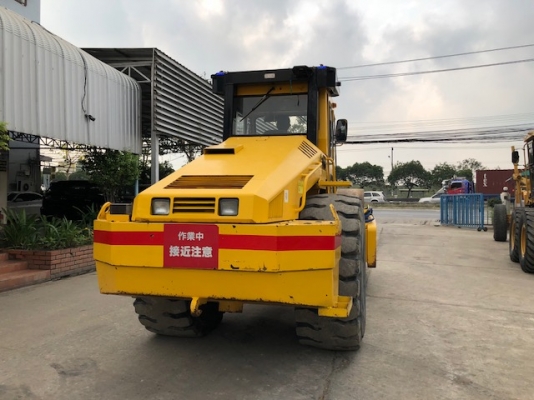 รถบด19ตัน Sakai SV900D รถเก่านอกนำเข้าจากญี่ปุ่น เก๋งแอร์พร้อม มีให้เลือกพร้อมใช้งาน  -เครื่องยนตร์ Isuzu 6 สูบ  สนใจติดต่อได้ที่ 065 639-3623