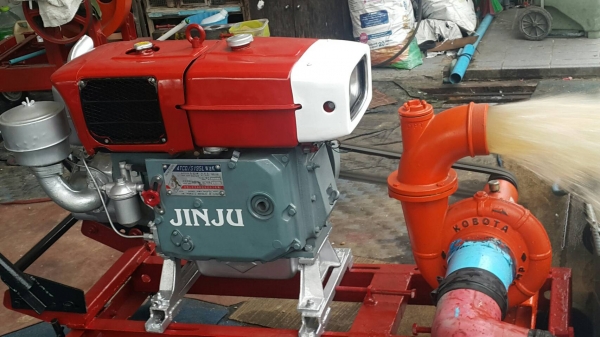 เคครื่องสูบนํ้า JINJU+อุปกรณ์พร้อมใช้งานได้เลยขับหอยขนาด 4 นิ้ว