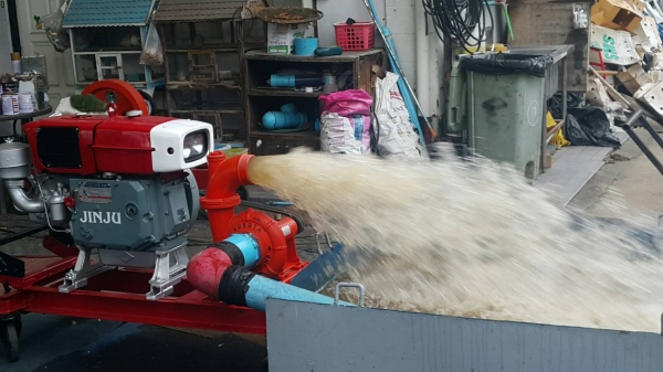 เคครื่องสูบนํ้า JINJU+อุปกรณ์พร้อมใช้งานได้เลยขับหอยขนาด 4 นิ้ว