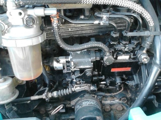 KOMATSU รุ่น PC 30 MR-1 KOMATSU รุ่น PC 30 MR-1