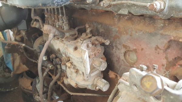 ขาย เครื่อง ISUZU 6SD1 240 แรงม้า ไม่มีใบคุมเครื่อง ไม่มีไดสตาร์ท