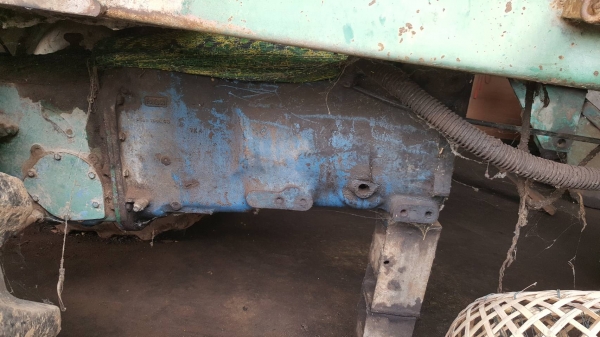 ขายตามสภาพ รถคีบอ้อย คีบหลังสามารถเกษตรยนต์ ไม่มีเครื่อง ไม่มีเกียร์ ไม่มีปั้ม ราคาต่อรองได้