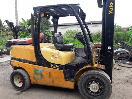 รถโฟลคลีฟ YALE ยกใด้ 4.5ตัน ยกสูง6เมตร ใช้แก็ซ พร้อมใช้งาน