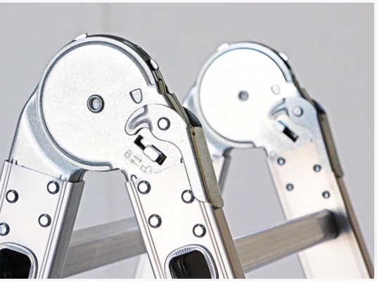 บันไดอลูมิเนียม 16 ขั้น(ไม่รวมขาบันได) แบบข้อใหญ่ยาว4.70ม. ของใหม่ บันไดอลูมิเนียม 16 ขั้น(ไม่รวมขาบันได) แบบข้อใหญ่ยาว4.70ม. ของใหม่