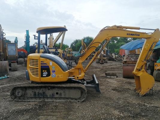 ขายครับPc40Mr2 สภาพพร้อมใช้งาน เอกสารใบอินวอย โทร.0851562314